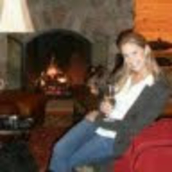 Meet your Posher, Janine - Picture 1 of 1